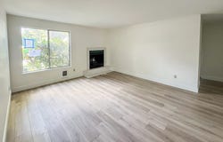 650 SW MEADOW Dr, Beaverton, OR 97006