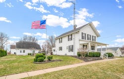 2513 Woods Street, West Brooklyn, IL 61378