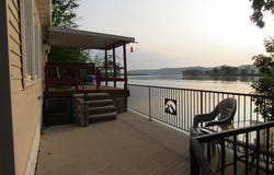 420 River View Road, Guttenberg, IA 52052
