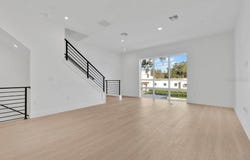 1004 E ROBINSON, ORLANDO, FL 32801