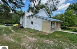 145 Millbrook Road, Blanchard, MI 49310-9604