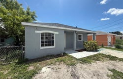 815 12TH AVENUE W, BRADENTON, FL 34205