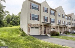 280 FIELDSTONE COURT, NEW CUMBERLAND, PA 17070