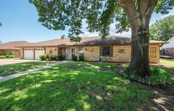 3103 Avon Drive, Arlington, TX 76015