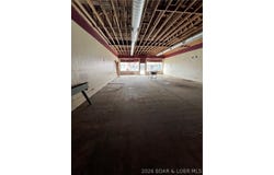 208/210 S Maple Street, Eldon, MO 65026