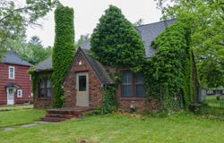 1309 Sunnyside Drive, Kalamazoo, MI 49048