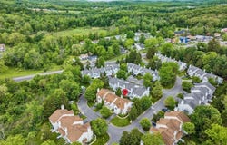 17 Willow Circle, Hamburg Boro, NJ 07419-1018