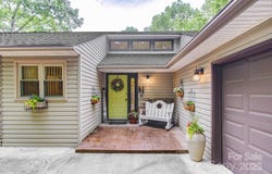 110 Spring Path, Hendersonville, NC 28739