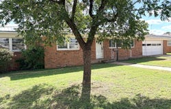 1214 E Broadway Street, Brownfield, TX 79316