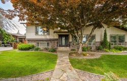 10101 N PINES RD, Hayden Lake, ID 83835