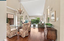 231 Charter Oak Cir, Walnut Creek, CA 94597