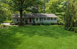 24 Briar Ln, Bernards Twp., NJ 07920-1301