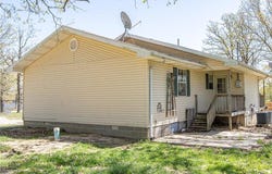 1109 Beverly Dr, Wappapello, MO 63966