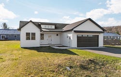 11507 S Sunset, Empire, MI 49630