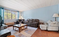 1557 Pinehurst, Upper St Clair, PA 15241