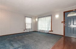 5223 Edenhurst Road, Lyndhurst, OH 44124