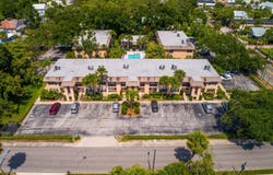 100 GRAND BOULEVARD, TARPON SPRINGS, FL 34689