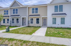 102 RUBAKER Way, DOVER, DE 19901