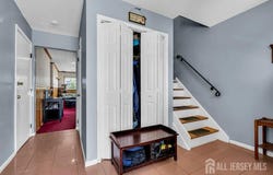 557 Howard Avenue, Middlesex, NJ 08846