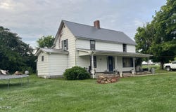 104 Hereford St, Tellico Plains, TN 37385