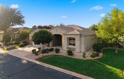 805 S Dixie Dr, Washington, UT 84780