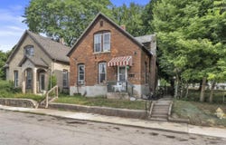 1402 3Rd Street, Fort Wayne, IN 46808-2668