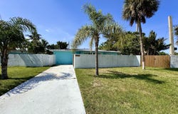 104 W Osceola Lane, Cocoa Beach, FL 32931
