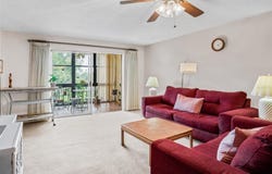 11485 OAKHURST Road, LARGO, FL 33774