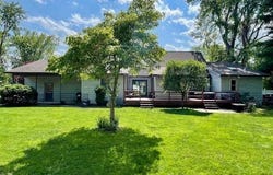 324 Elsmere Avenue, Bethlehem, NY 12054