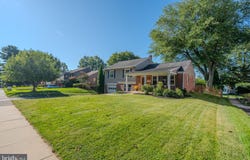 720 WISTERIA Drive, NEWTOWN SQUARE, PA 19073
