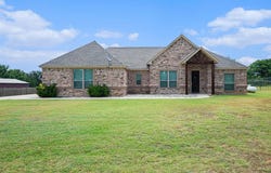 1602 Jay Bird Lane, Springtown, TX 76082