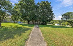 3859 Millersburg Ruddles Mill Road, Paris, KY 40361