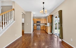 2571 GRAYSTONE Dr, Woodburn, OR 97071