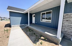397 Wind River Dr, Shelley, ID 83274