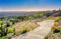 67 Santa Cruz Way, Camarillo, CA 93010