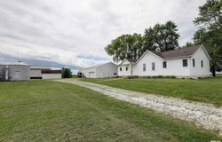 1784 N 2700th Avenue, Loraine, IL 62349