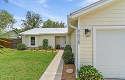 6625 SE Amyris Court, Stuart, FL 34997