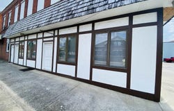 7 W POPLAR Street, Harrisburg, IL 62946