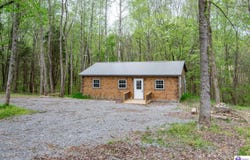 580 Walleye Way, Scottsville, KY 42164