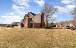 221 Buckingham Drive, Florence, KY 41042
