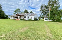 1088 Tippettville, Pineview, GA 31071