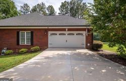 65 Overlook, Hull, GA 30646