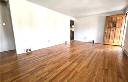 218 Skyport Rd, West Mifflin, PA 15122