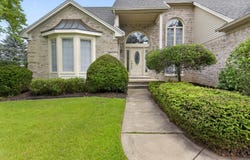 805 Marlpool Drive, Saline, MI 48176
