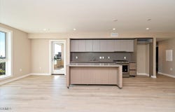 39 S Los Robles Avenue, Pasadena, CA 91101