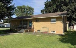 502 S Pine St, Pratt, KS 67124