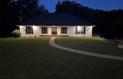 221 FRALEY Lane, Elmore, AL 36022