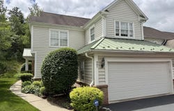 901 Ohenry Close, Moosic, PA 18507