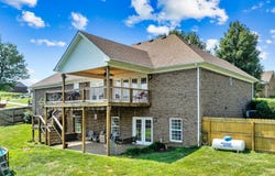 11 Acorn Ct, Taylorsville, KY 40071