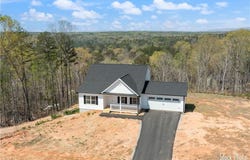 350 Grand Oak Lane, Dahlonega, GA 30533